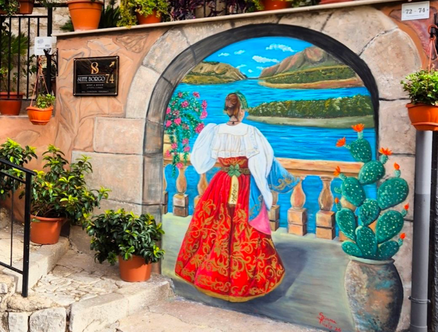 Murale di Simona Riolo — Suite Borgo 74